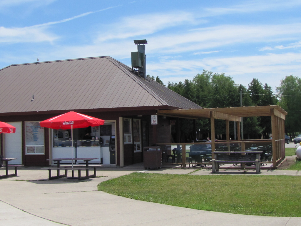 Local Restaurant, Collingwood, ON The Chipper